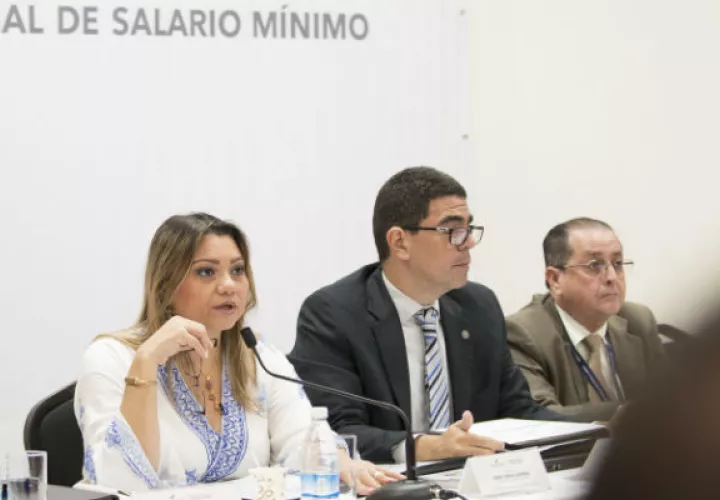 Nuevo salario mínimo deberá entrar a regir a partir del 1 de enero de 2020.