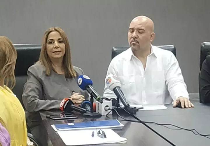 Acusan a la directora de Migración, Samira Gozaine de tráfico de influencia. Foto/Archivos