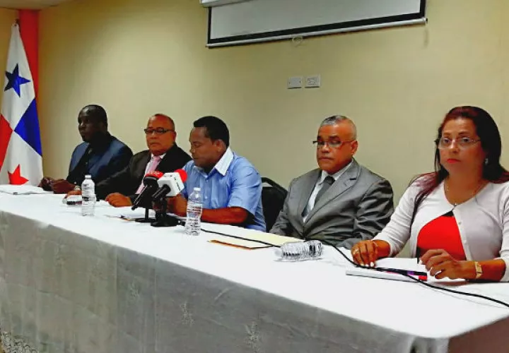 El alcalde Héctor Valdés Carrasquilla presentó el informe.