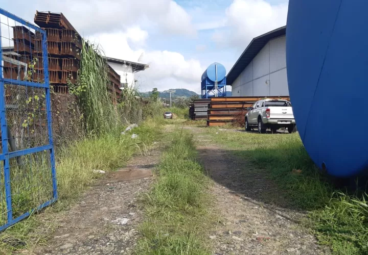 El guardia de seguridad baleó al presunto ladrón que robaba en una galera de Milla 8. Foto: Crítica.