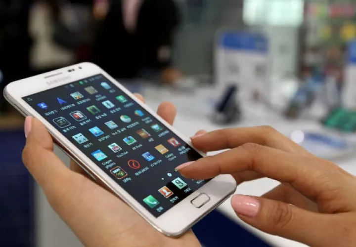 Ya en Panamá existen prohibiciones para utilizar smart phones dentro de entidades bancarias.