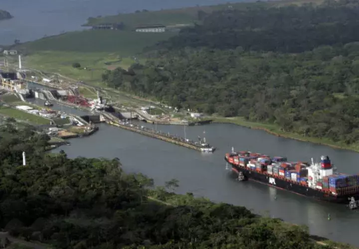 Los lagos Gatún y Alajuela sirven para operaciones del Canal y consumo humano. Archivo