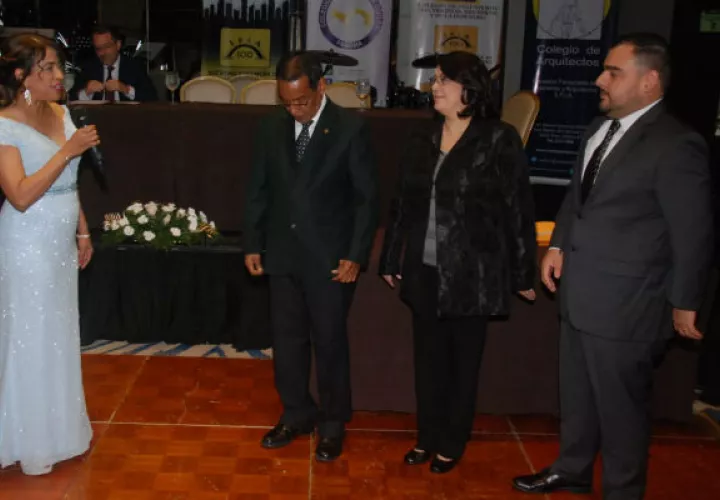 La nueva presidente de la SPIA se compromete como profesional y ciudadana a respaldar el derecho que tiene el país de establecer sus propias políticas agrarias.