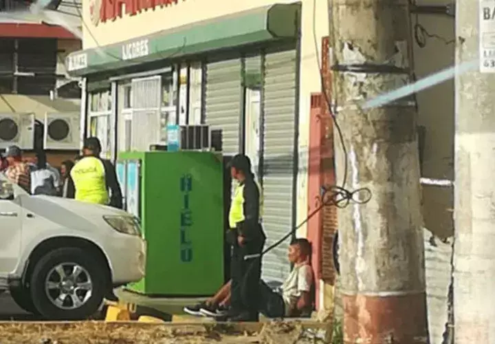 La trifulca fue frente a un supermercado. Foto: Eric A. Montenegro. 