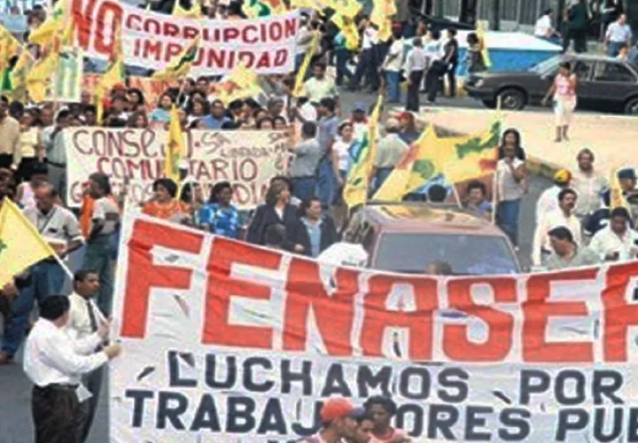Organizaciones de funcionarios están en alerta, y no descartan protestas. Foto de archivo