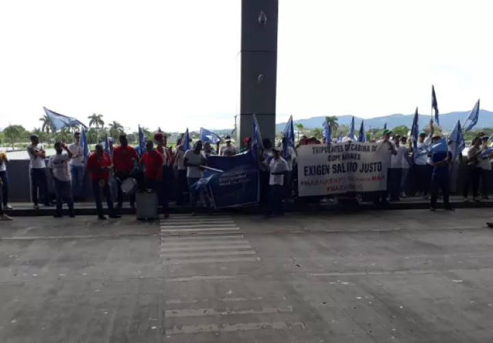 Los trabajadores tendrán una vigilia hoy a las 6:00 pm en Plaza Edison