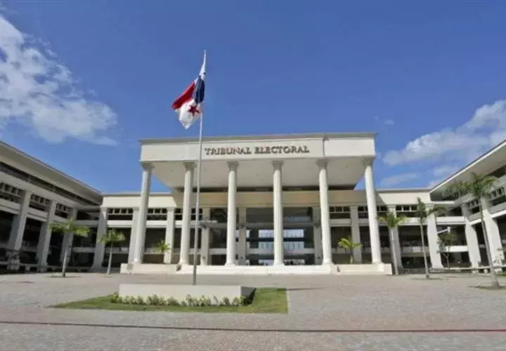 Tribunal Electoral propone reforma para primarias de partidos chicos. Panamá América.