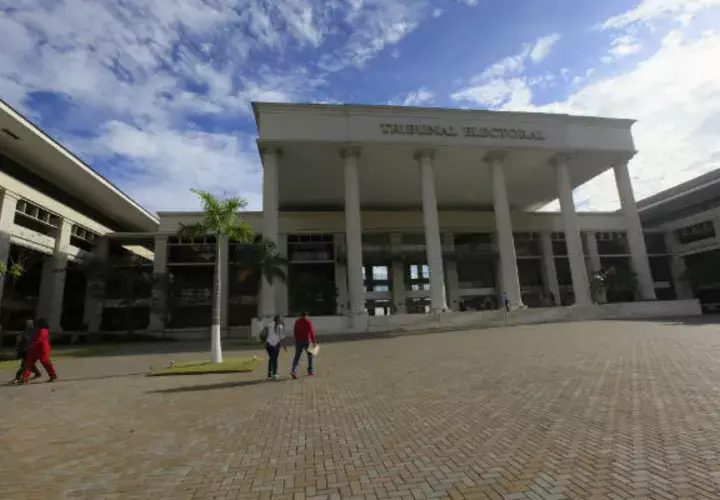El Tribunal Electoral pone en duda la transparencia de las elecciones.