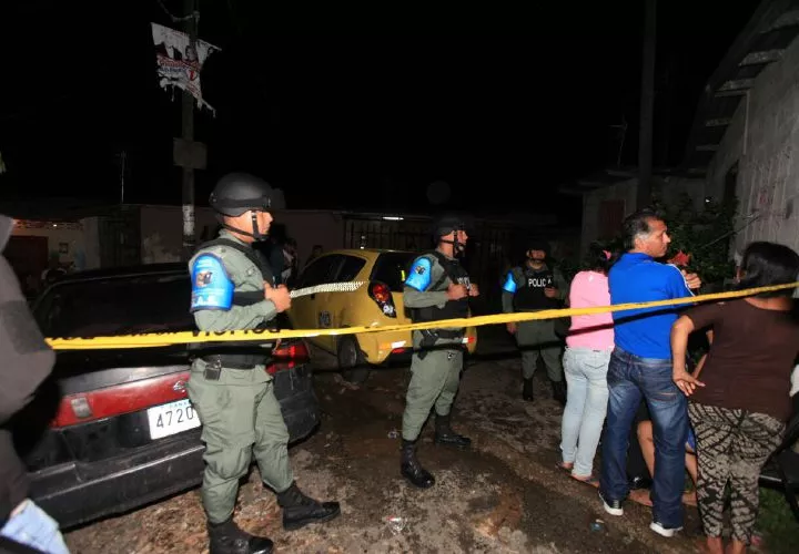 Lo atrapan diez meses después de haber asesinado a tres hombres en Pan de Azúcar. Foto: Panamá América.