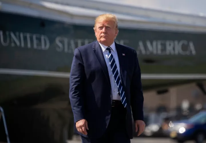 El presidente Donald Trump continuó su mensaje afirmando que la economía iraní "está muerta y se pondrá aún peor", ante de concluir: "Irán es un desastre total". FOTO/AP