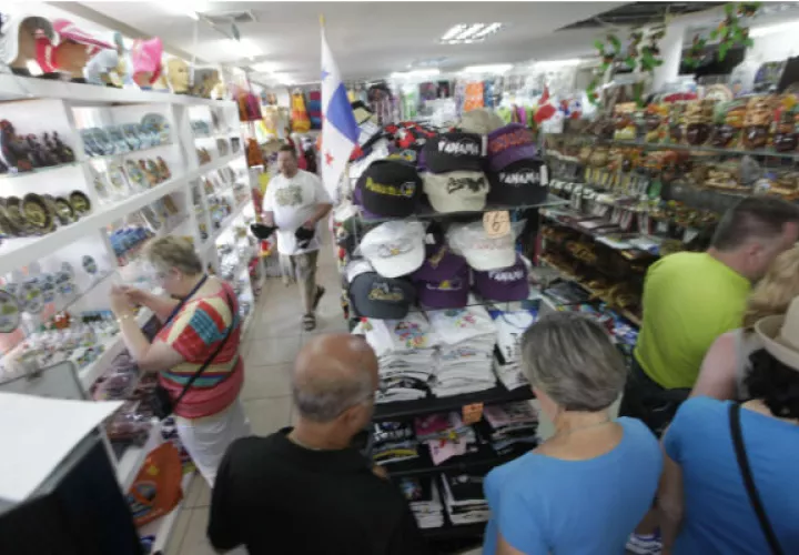 La devolución del impuesto se le dará al turista a su salida de Panamá. Foto/Archivo