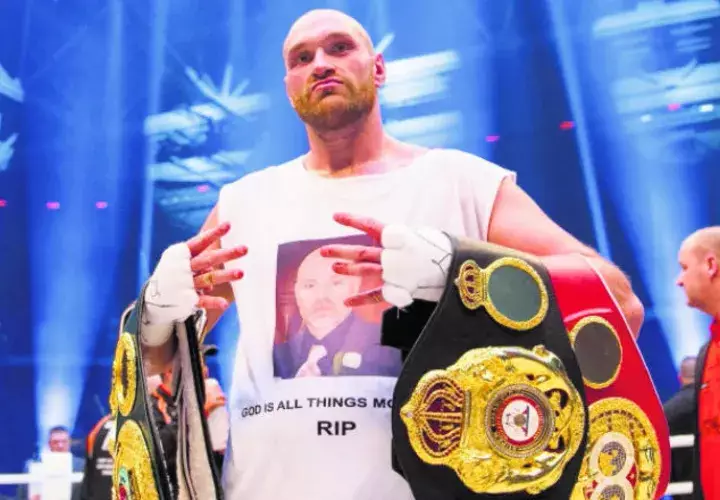 Tyson Fury se ha centrado en su preparación para la pelea titular. Foto AP 