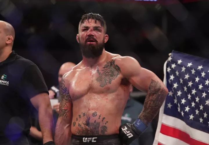 Mike Perry perdió el combate.