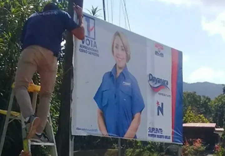 Siguen las remociones en servidumbre pública. Twitter