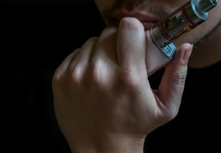 vaping.jpg