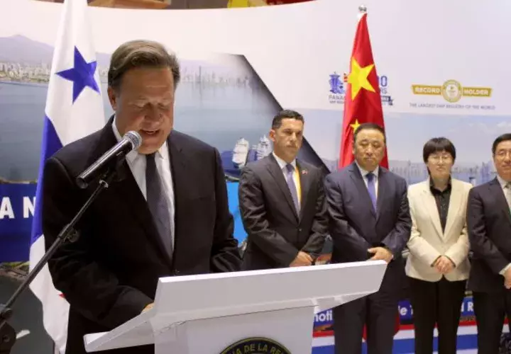 El presidente defendió ayer desde Shanghái la participación de la empresa de su familia,  Varela Hermanos, en la Exposición Internacional de Importaciones en China. /Foto EFE