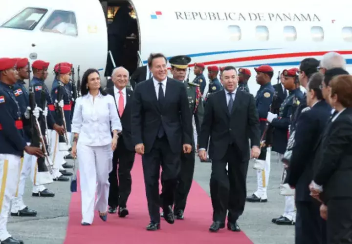 Boleto aéreo para una ejecutiva de la Presidencia cuesta más que el del presidente Juan Carlos Varela. Foto: Presidencia de la República.