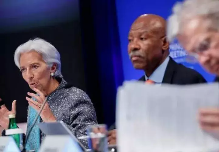 La directora gerente del FMI, Christine Lagarde, repitió durante la semana el mantra del "momento delicado" de la economía mundial. Foto:EFE.
