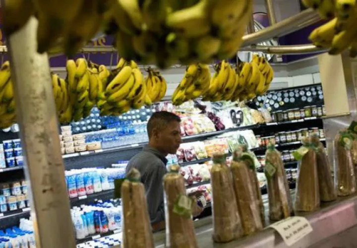 La hiperinflación de Venezuela se podría explicar en la constante "monetización" del déficit fiscal 