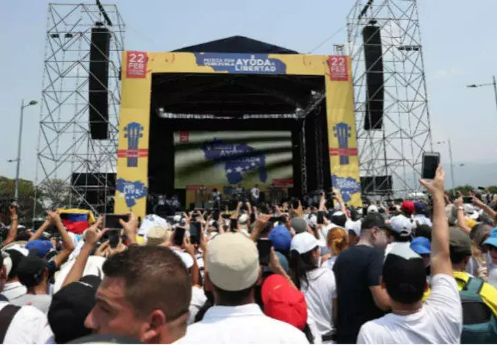 Según detallaron, 370.000 personas asistieron al concierto que se realizó en el lado colombiano del puente internacional Tienditas, una moderna infraestructura sin estrenar que une al país con Venezuela.