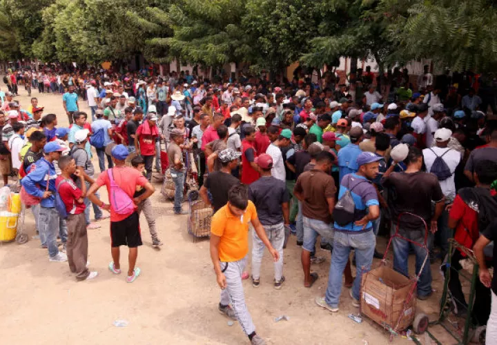 Los organismos de Naciones Unidas manejaban hasta ahora la cifra oficial de 3 millones de refugiados y migrantes venezolanos, 2,4 millones de ellos en países de la región.