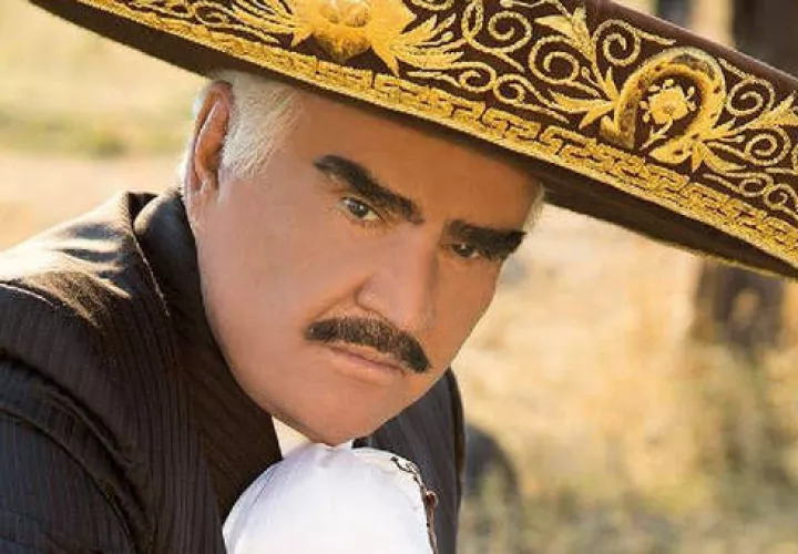 Vicente Fernández.