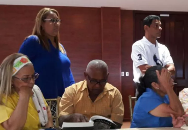 Familiares de los desaparecidos en la reunión del pasado viernes. Cortesía