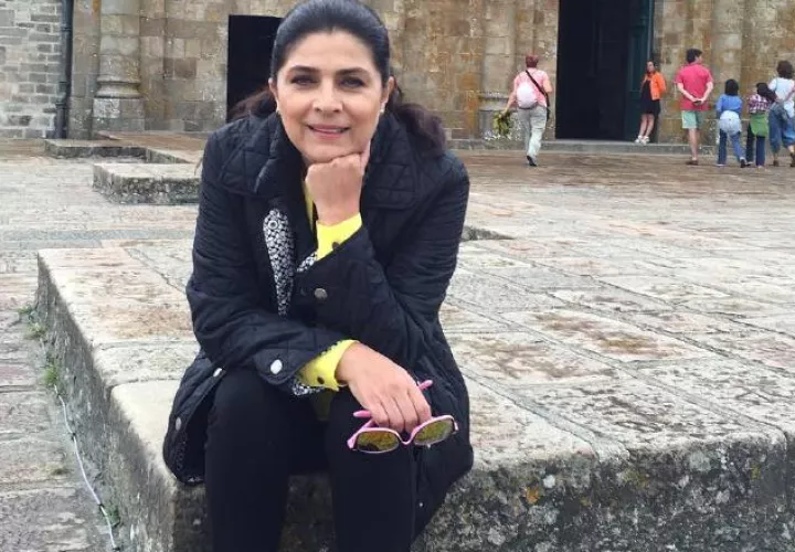 Victoria Ruffo.
