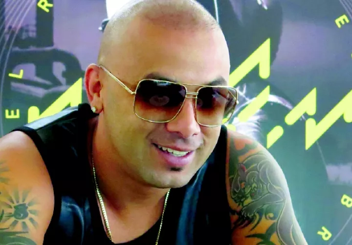 Wisin.