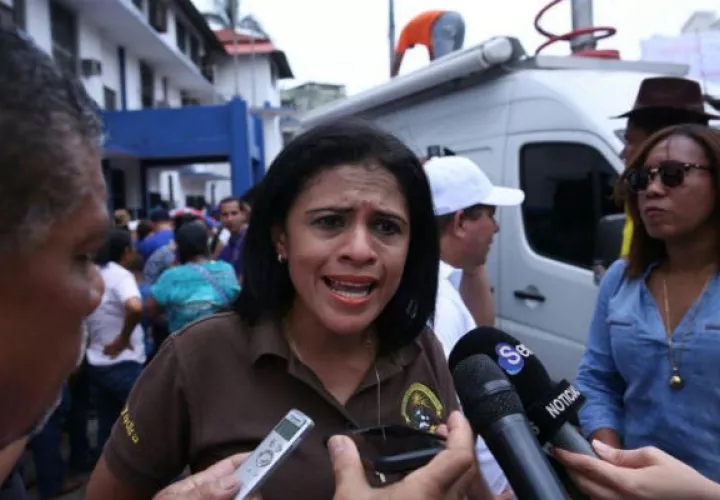 Yadira Pino de Aeve aseguró que el gobierno miente en el tema de inversión en la comarca Ngäbe Buglé. Foto: Panamá América.