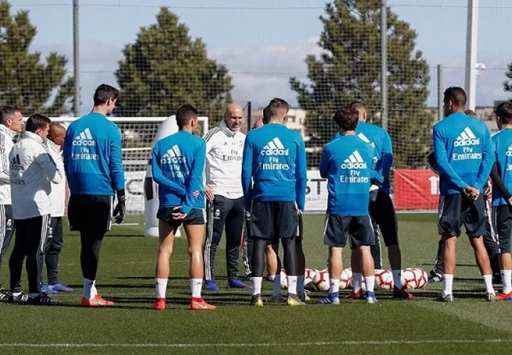 Zidane no pudo rechazar la oferta del Madrid.