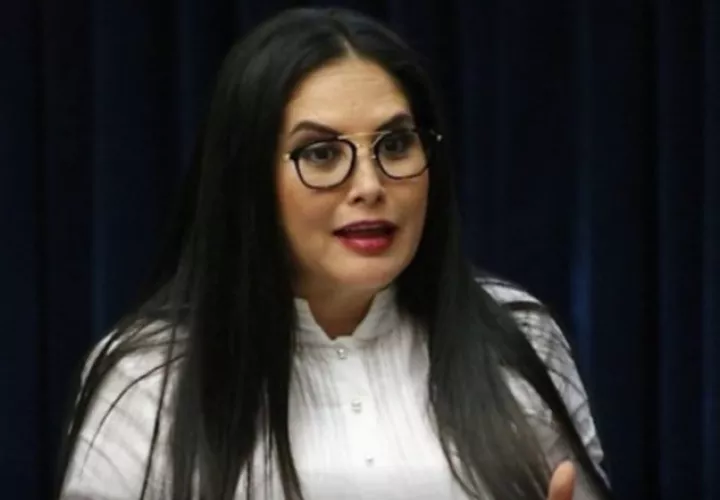 La diputada Zulay Rodríguez pide a la directiva de la Asamblea, de la que forma parte, que se ponga fecha a la citación del contralor. Foto de archivo
