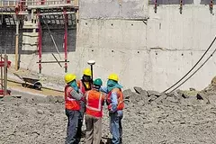  Regocijo por firma de pacto para reanudar obras del Canal  