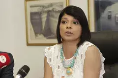 Angélica Maytín pide derecho a réplica por publicación de sus viajes