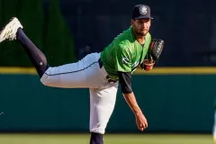 Daniel Espino hará su debut en las Grandes Ligas este fin de semana 