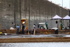 El Canal de Panamá inicia el mantenimiento en seco de las esclusas de Gatún como parte de un plan de $500 millones