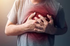 ACV en aumento: jóvenes panameños en riesgo por obesidad, hipertensión y vapeo